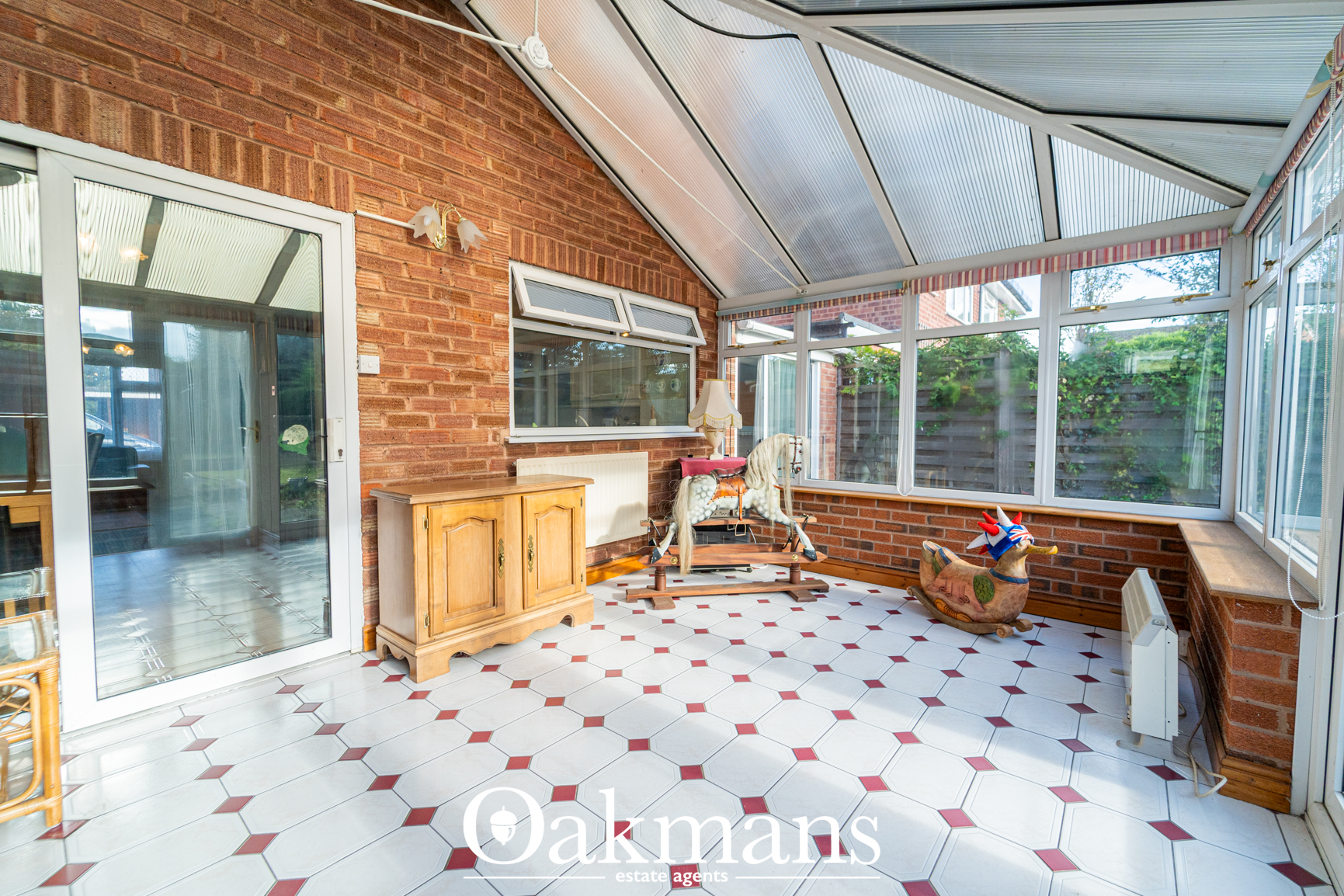 Grayshott Close, Bromsgrove, B61