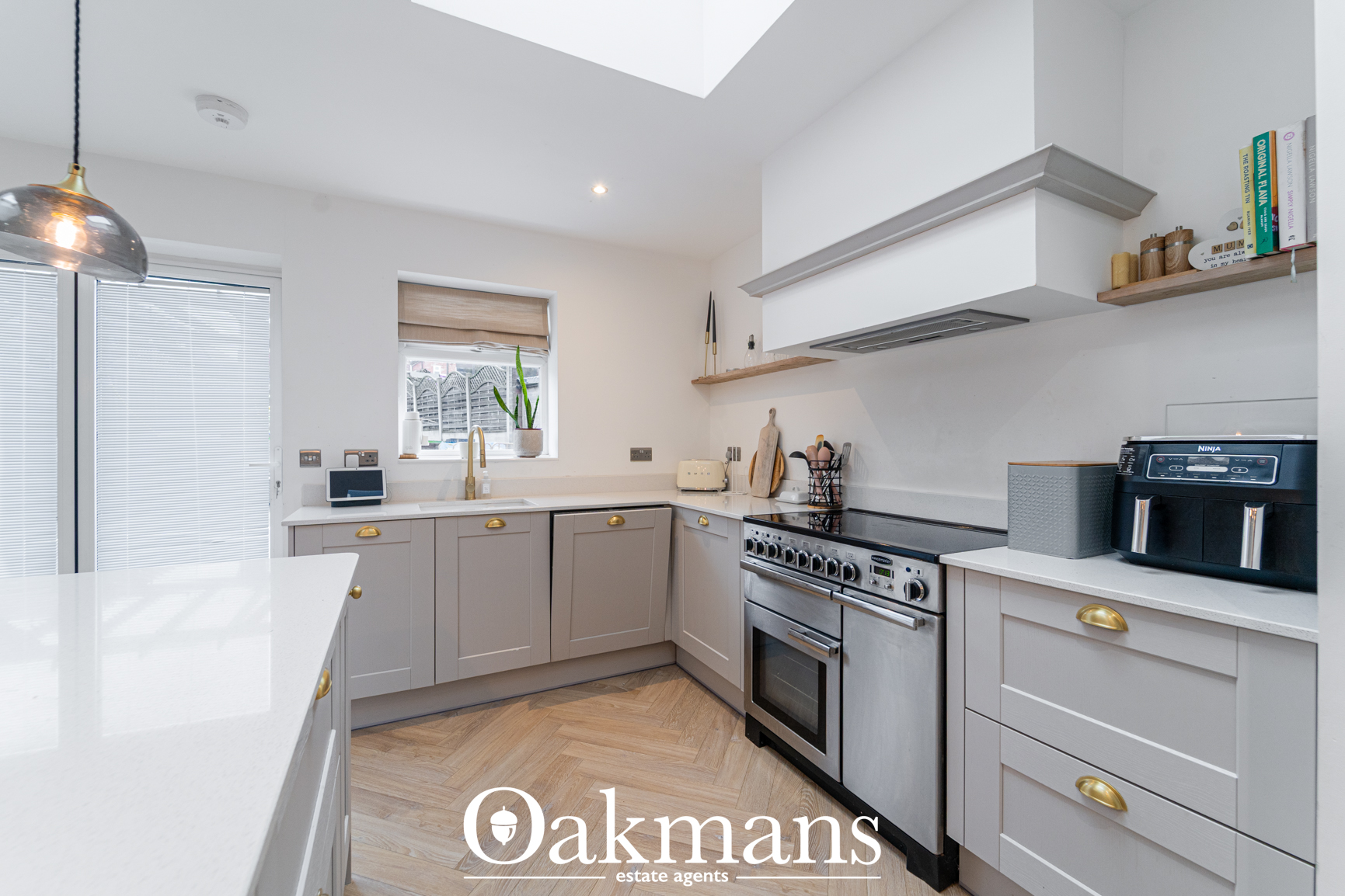 Austin Road, Bromsgrove, B60
