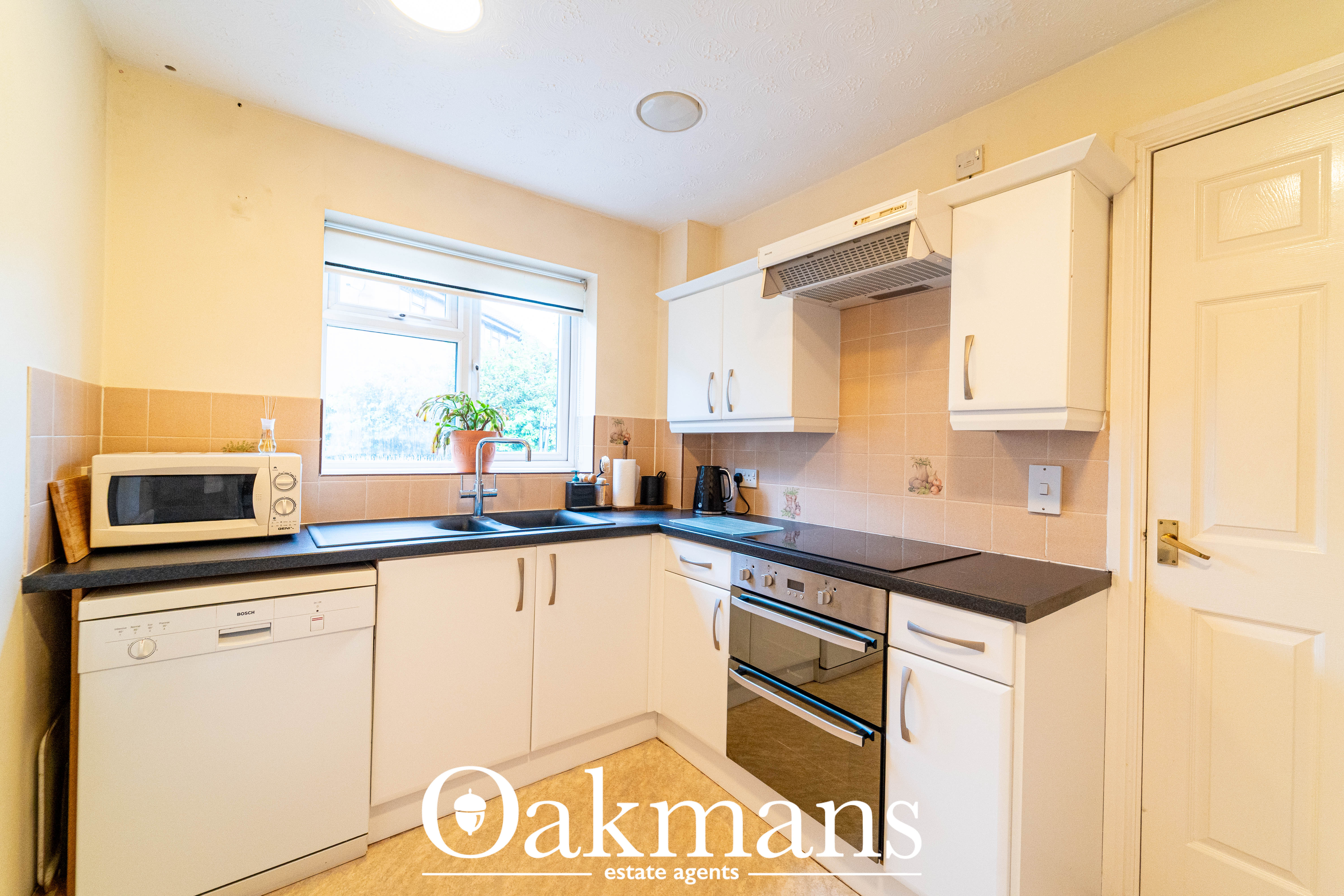 Yew Tree Drive, Bromsgrove, B60