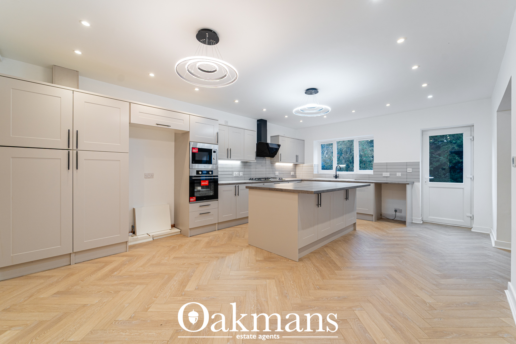 Highwood Avenue, Solihull, B92