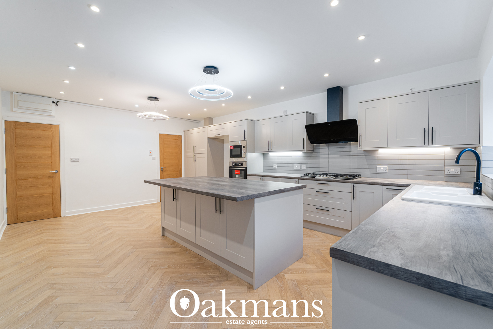 Highwood Avenue, Solihull, B92