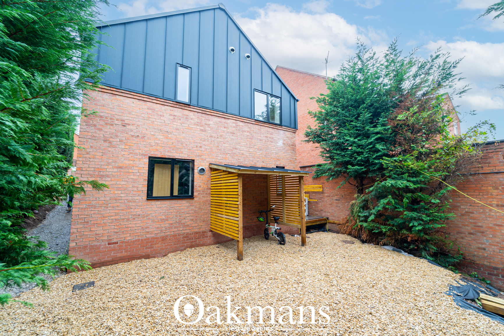 Chadwick Court, Paradise Row, Bromsgrove, B60
